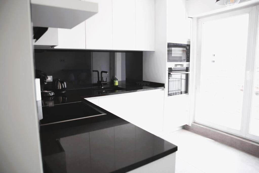 Charming Modern 2 Bedroom Apartment Alzingen Exterior foto