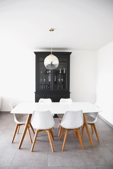 Charming Modern 2 Bedroom Apartment Alzingen Exterior foto
